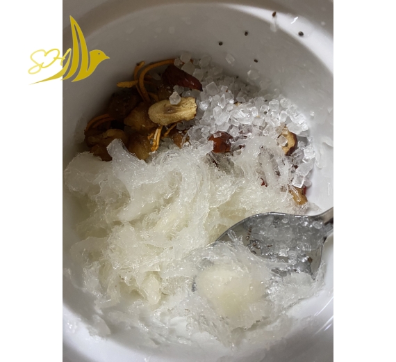 CHÂN YẾN TUA SỢI (25Gr) 燕角帶條